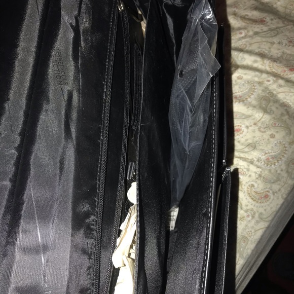 Kenneth Cole Reaction Executive Collection, - Picture 5 of 7